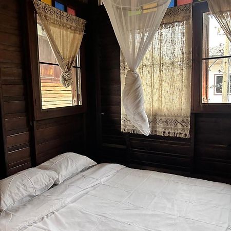 Chest'S Place Бангкок Экстерьер фото
